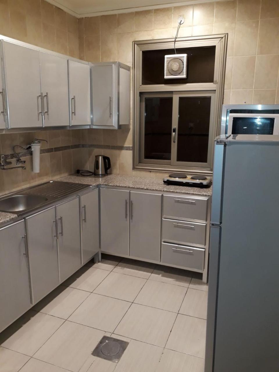 Continental Suite Salmiya エクステリア 写真